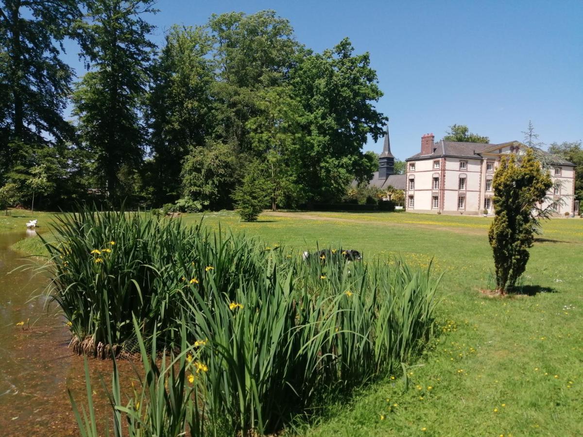 Chambre Le Notre Le Domaine Des Jardins De Bracquetuit Exterior foto