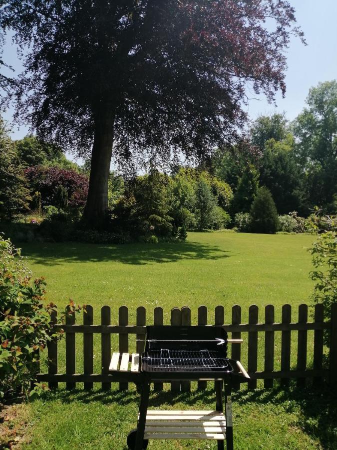 Chambre Le Notre Le Domaine Des Jardins De Bracquetuit Exterior foto